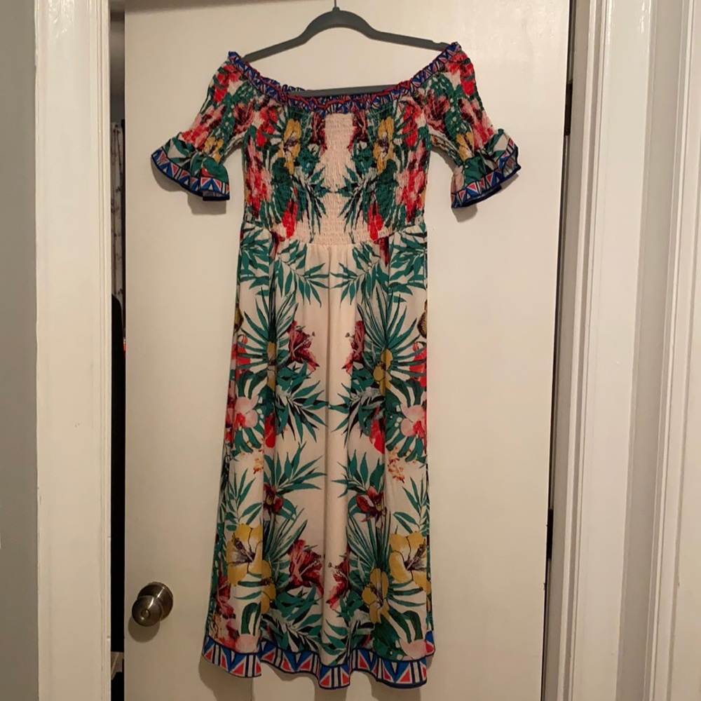 Tropical Floral off the shoulder dress!